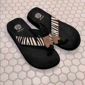 little girl yellow box flip flops